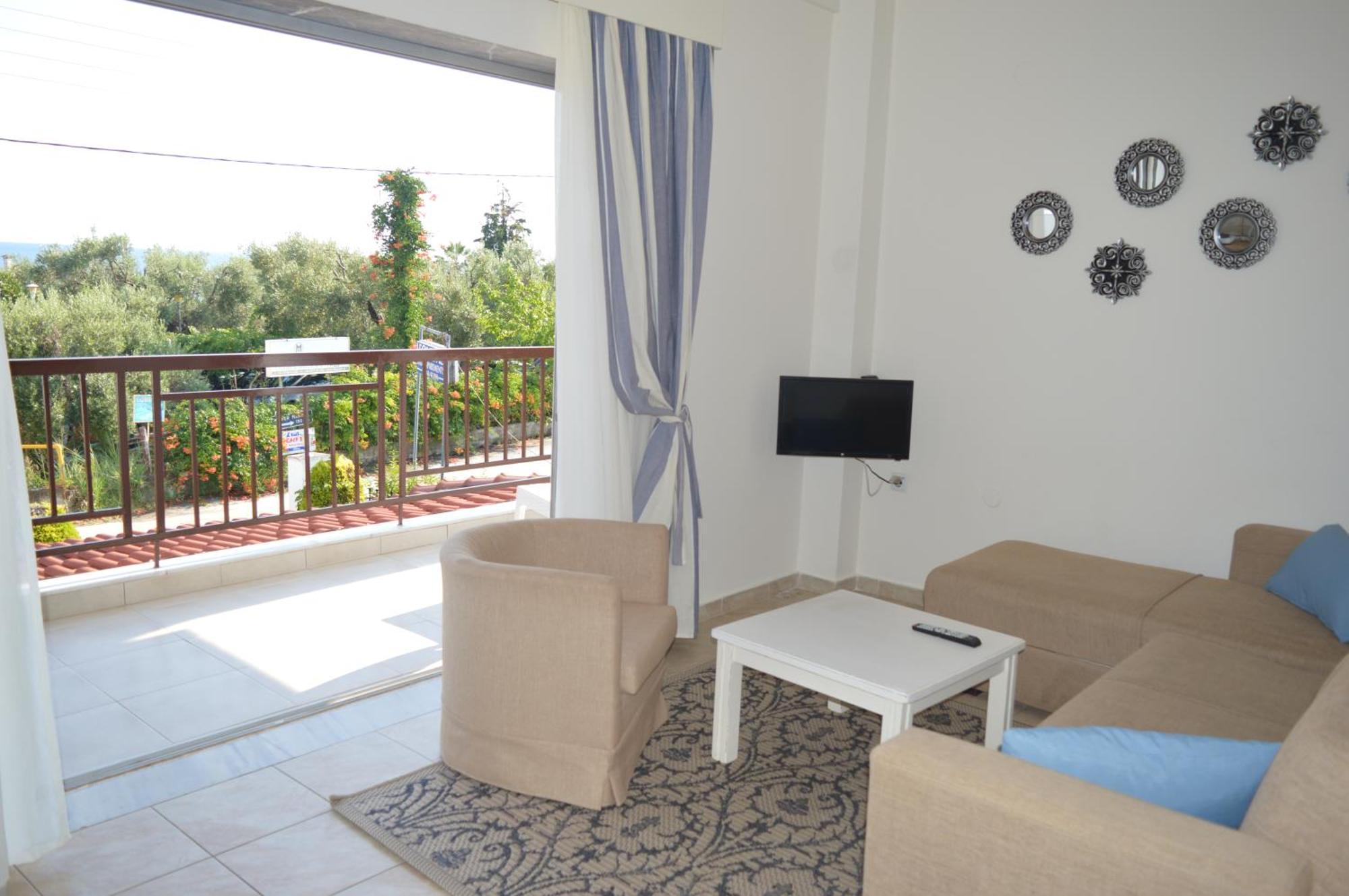 Leonidas Apartments And Suites Mola Kalyva Exterior foto